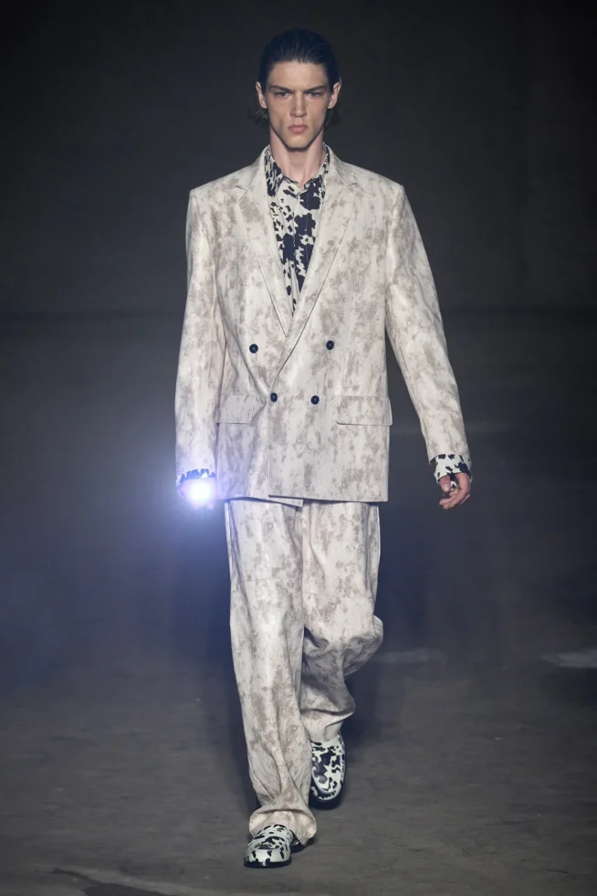 00036-msgm-spring-2024-menswear-credit-gorunway
