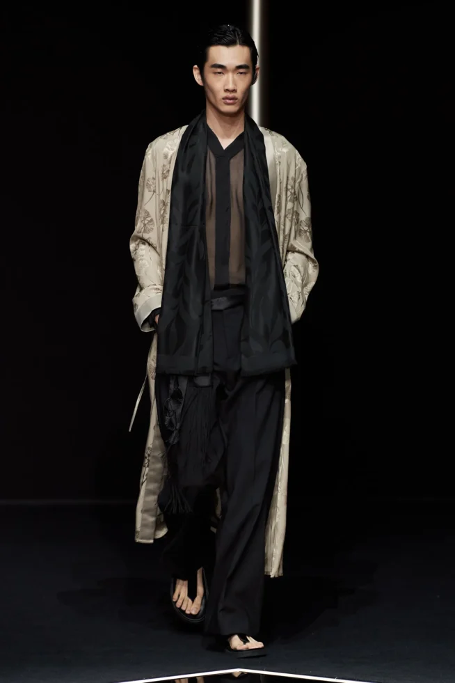 00038-emporio-armani-spring-2024-menswear-credit-gorunway