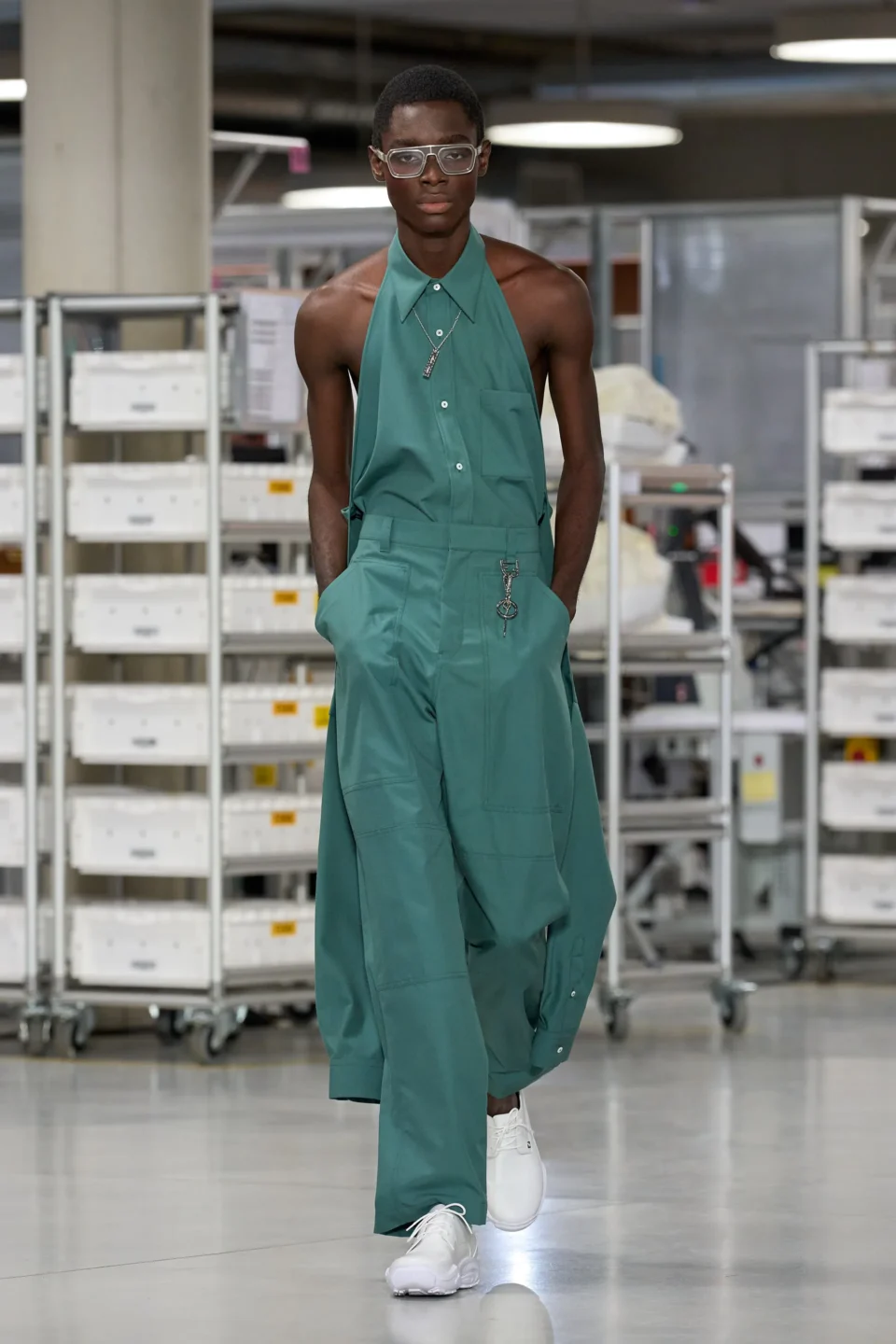 00038-fendi-spring-2024-menswear-credit-gorunway