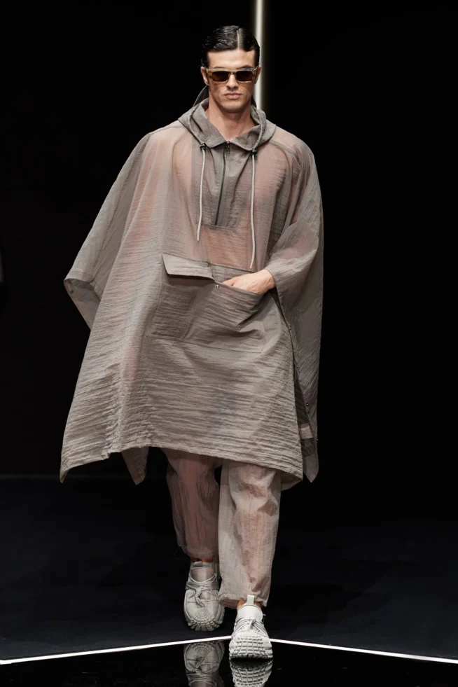 00041-emporio-armani-spring-2024-menswear-credit-gorunway