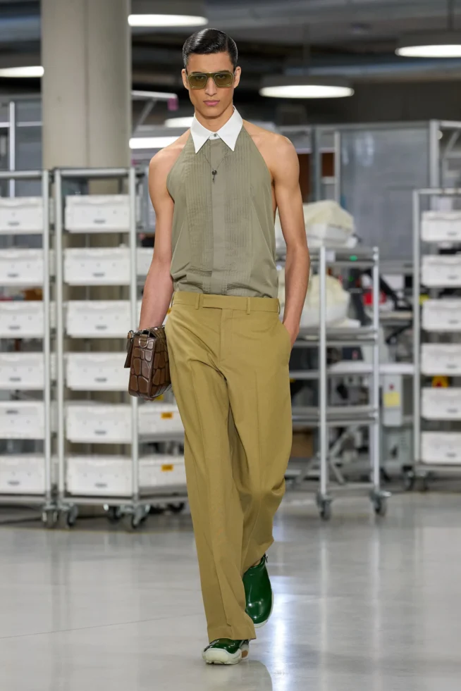00042-fendi-spring-2024-menswear-credit-gorunway