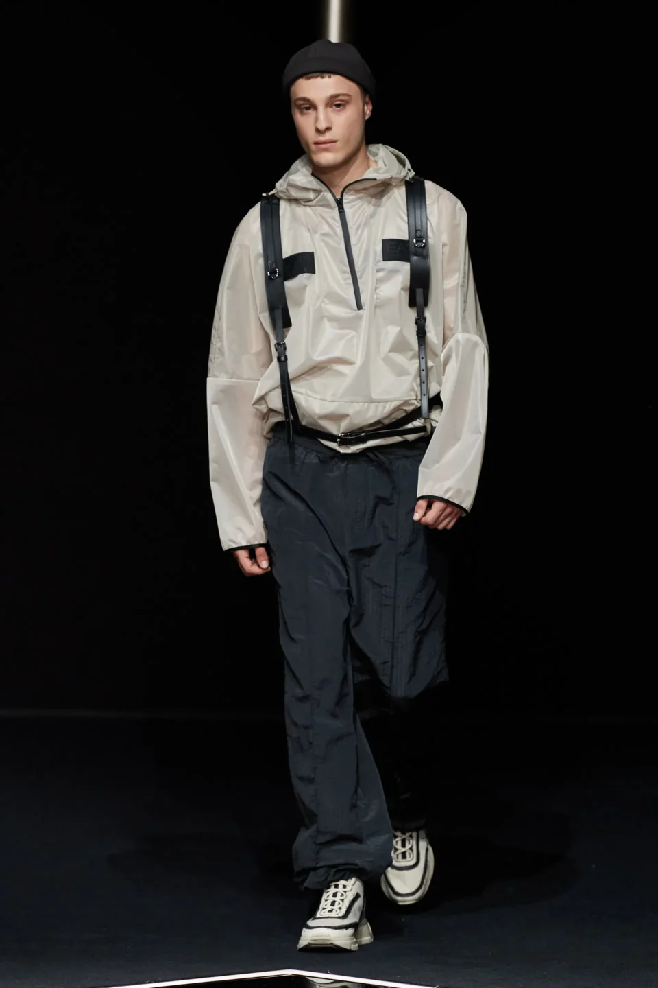00047-emporio-armani-spring-2024-menswear-credit-gorunway