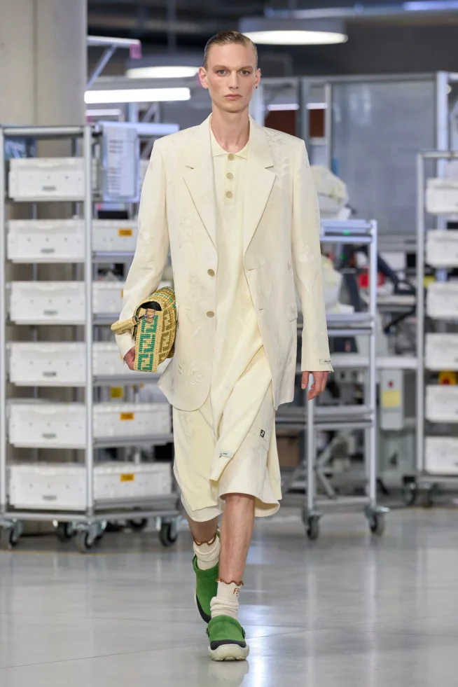 00048-fendi-spring-2024-menswear-credit-gorunway