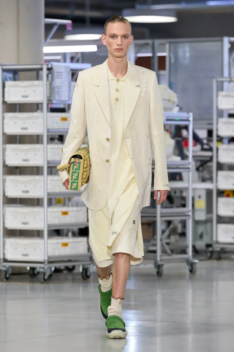 00048-fendi-spring-2024-menswear-credit-gorunway