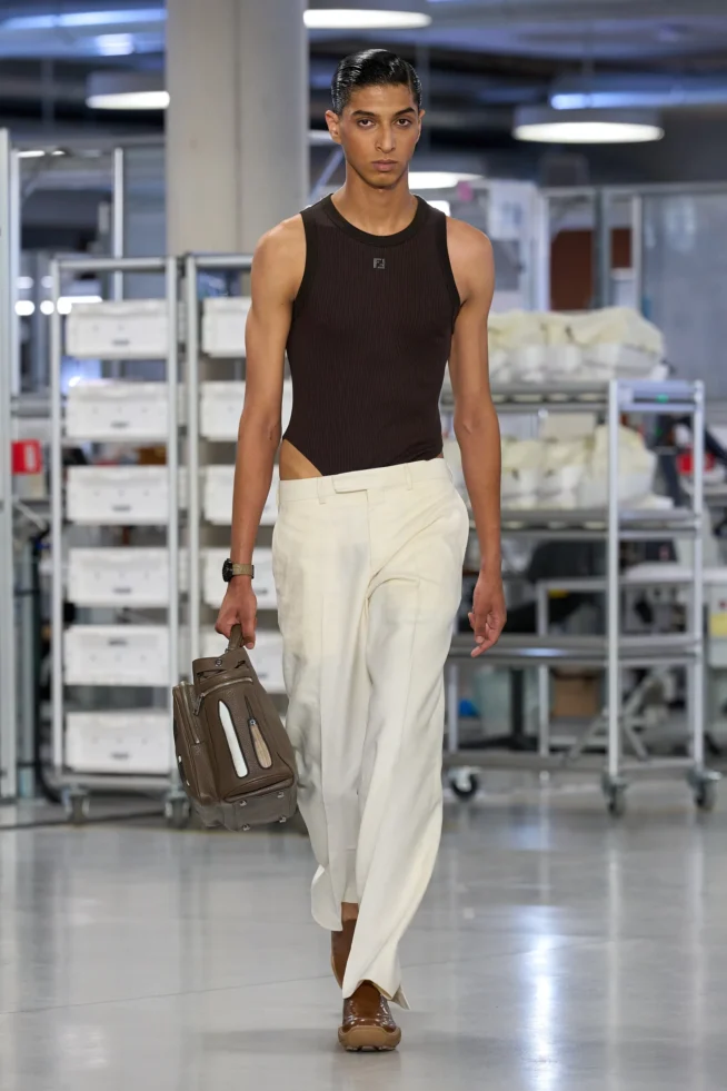 00049-fendi-spring-2024-menswear-credit-gorunway