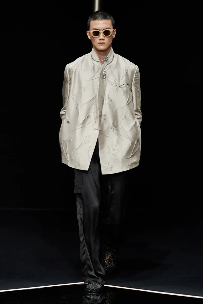 00056-emporio-armani-spring-2024-menswear-credit-gorunway
