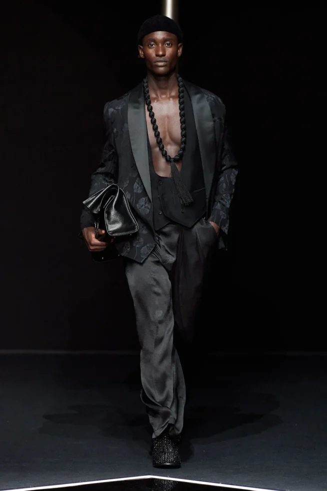 00058-emporio-armani-spring-2024-menswear-credit-gorunway