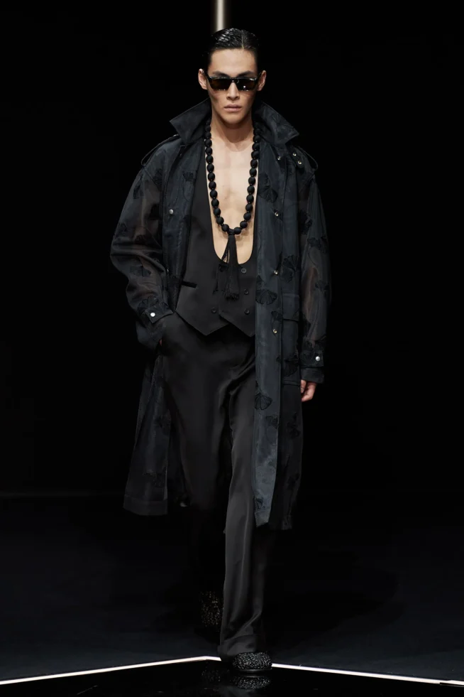 00066-emporio-armani-spring-2024-menswear-credit-gorunway
