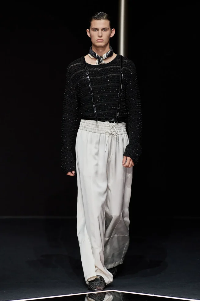 00084-emporio-armani-spring-2024-menswear-credit-gorunway