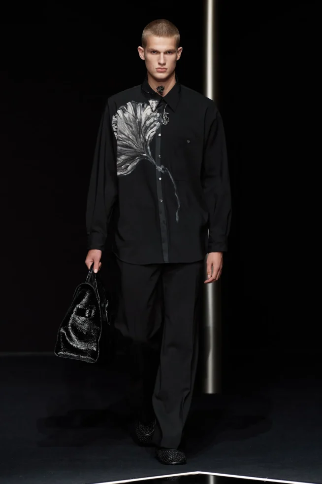 00088-emporio-armani-spring-2024-menswear-credit-gorunway