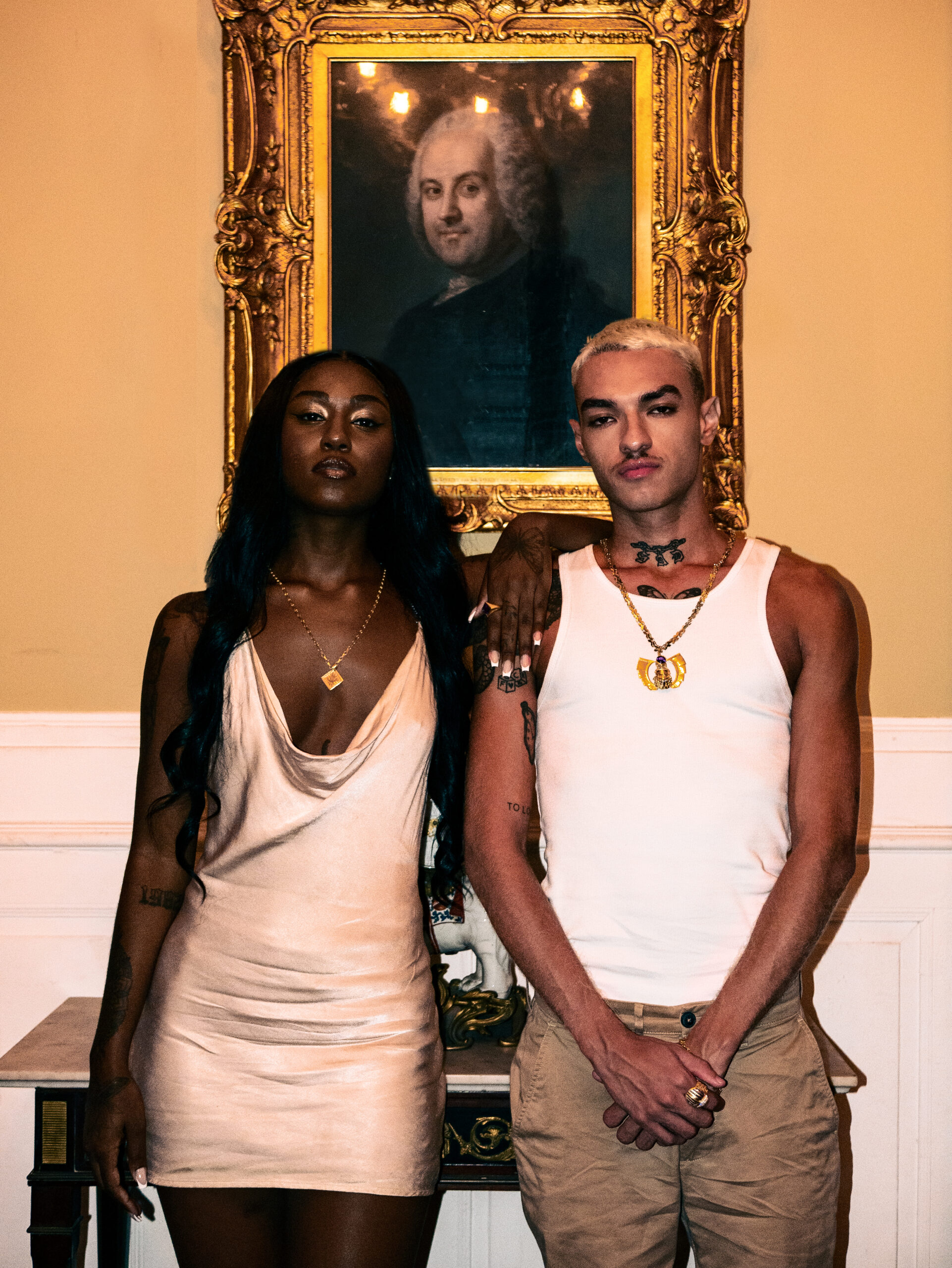 FFW Radar: Menat cria jóias inspiradas na cultura jovem carioca
A marca de joias que bebe das referências das ruas e da cena musical do Rio de Janeiro, mantendo as técnicas dos antigos ourives