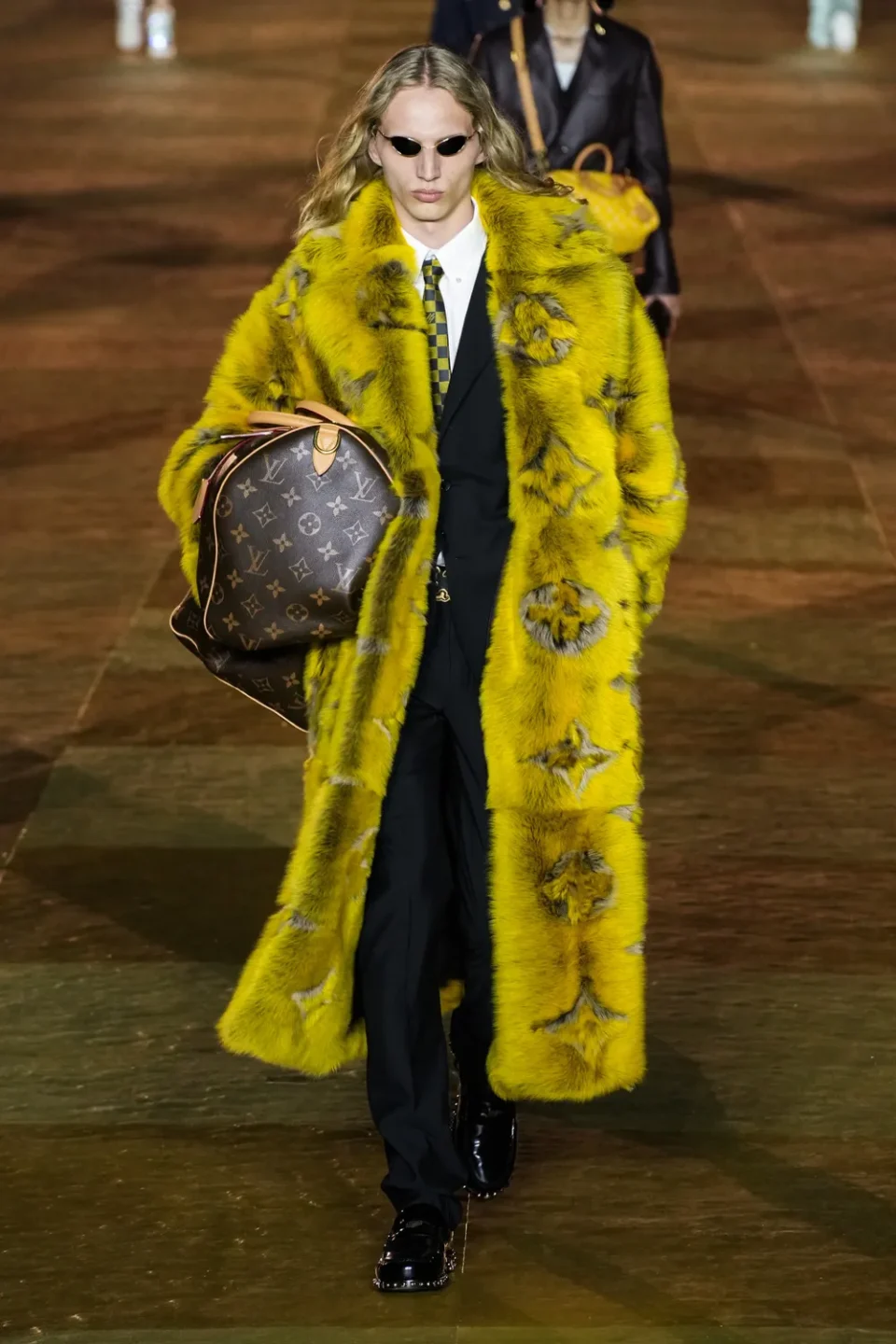 DAN00805