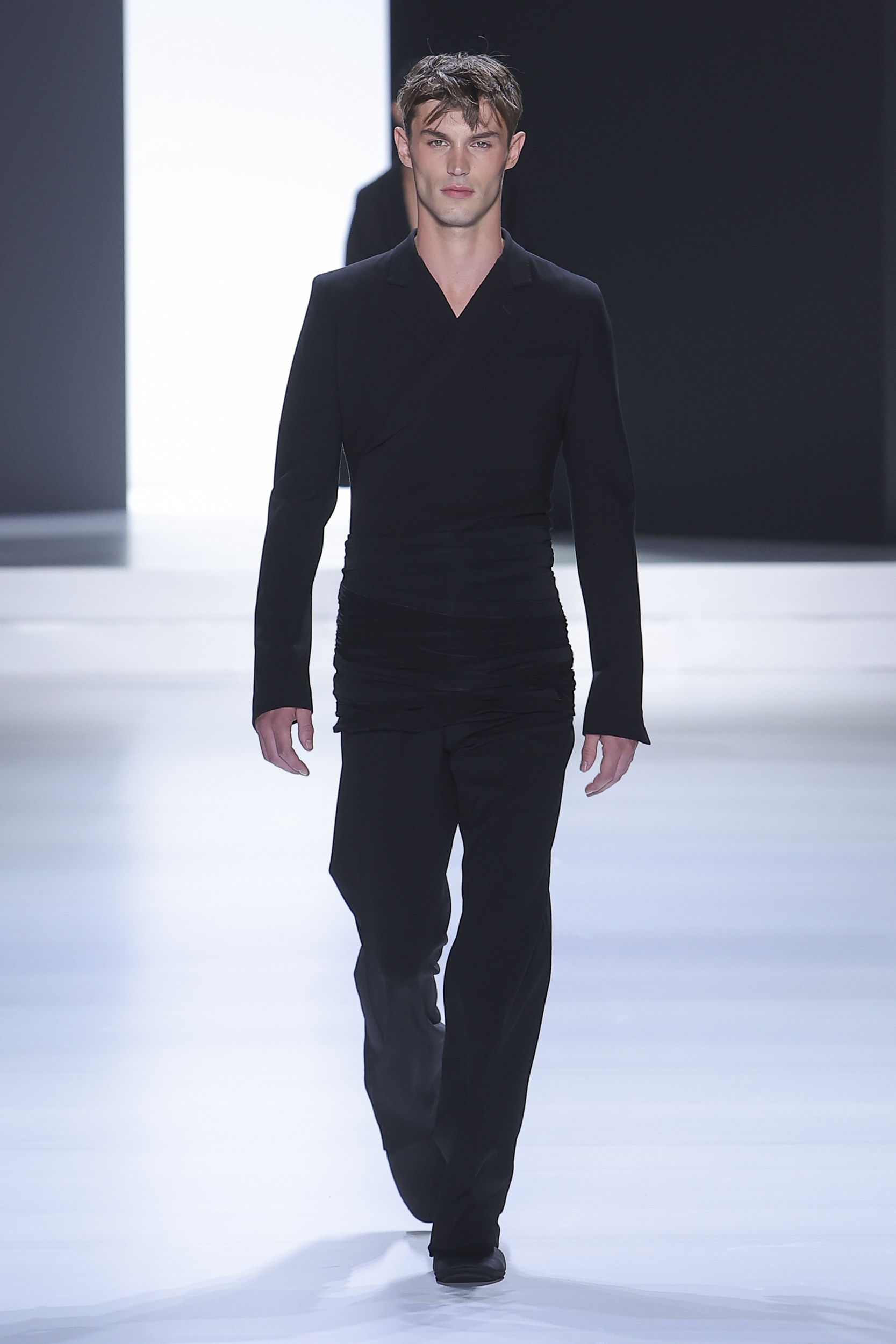 DG_Men's_FashionShow_SS24_Runway (1)