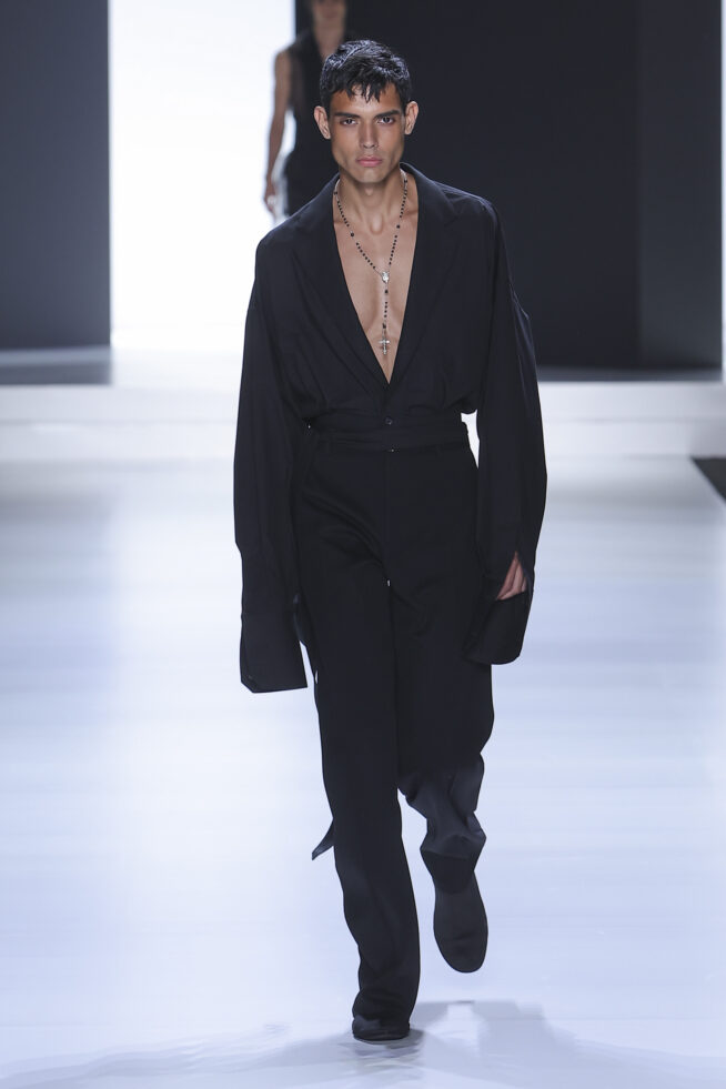 DG_Men's_FashionShow_SS24_Runway (2)
