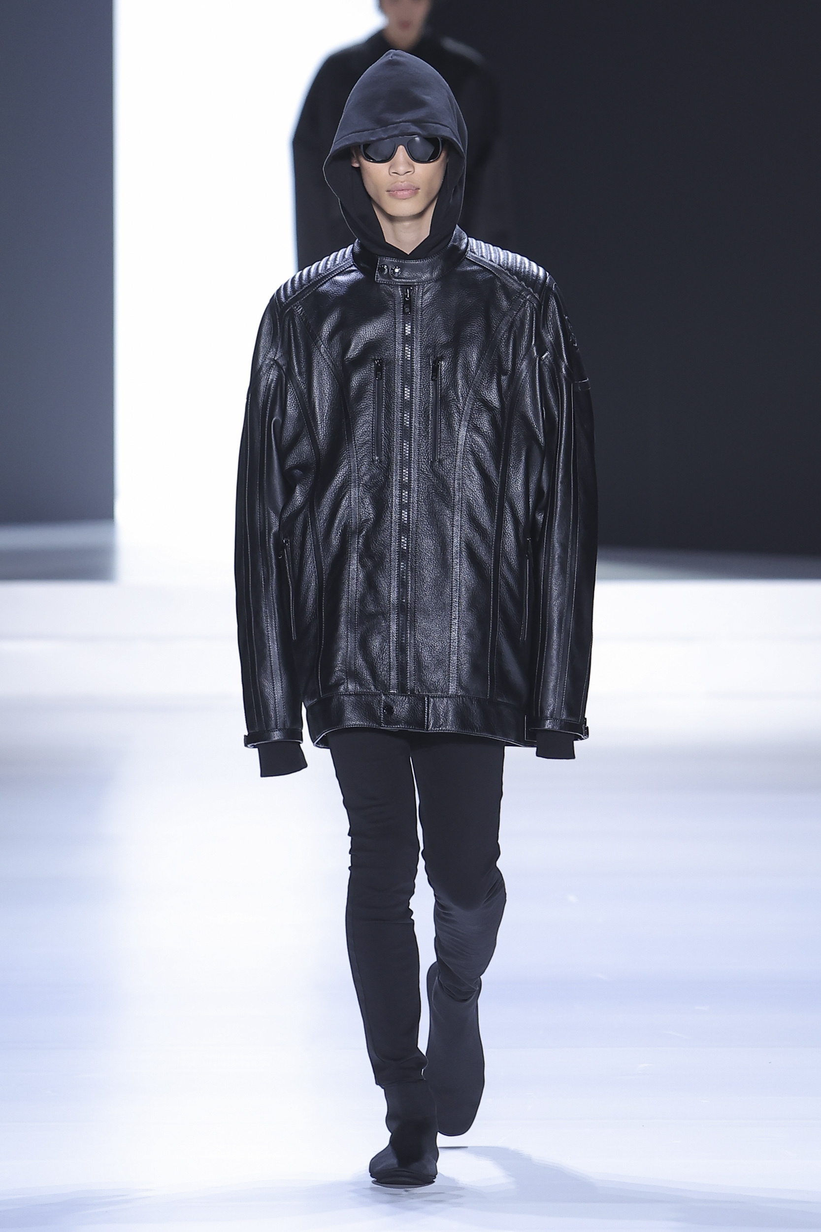 DG_Men's_FashionShow_SS24_Runway (66)