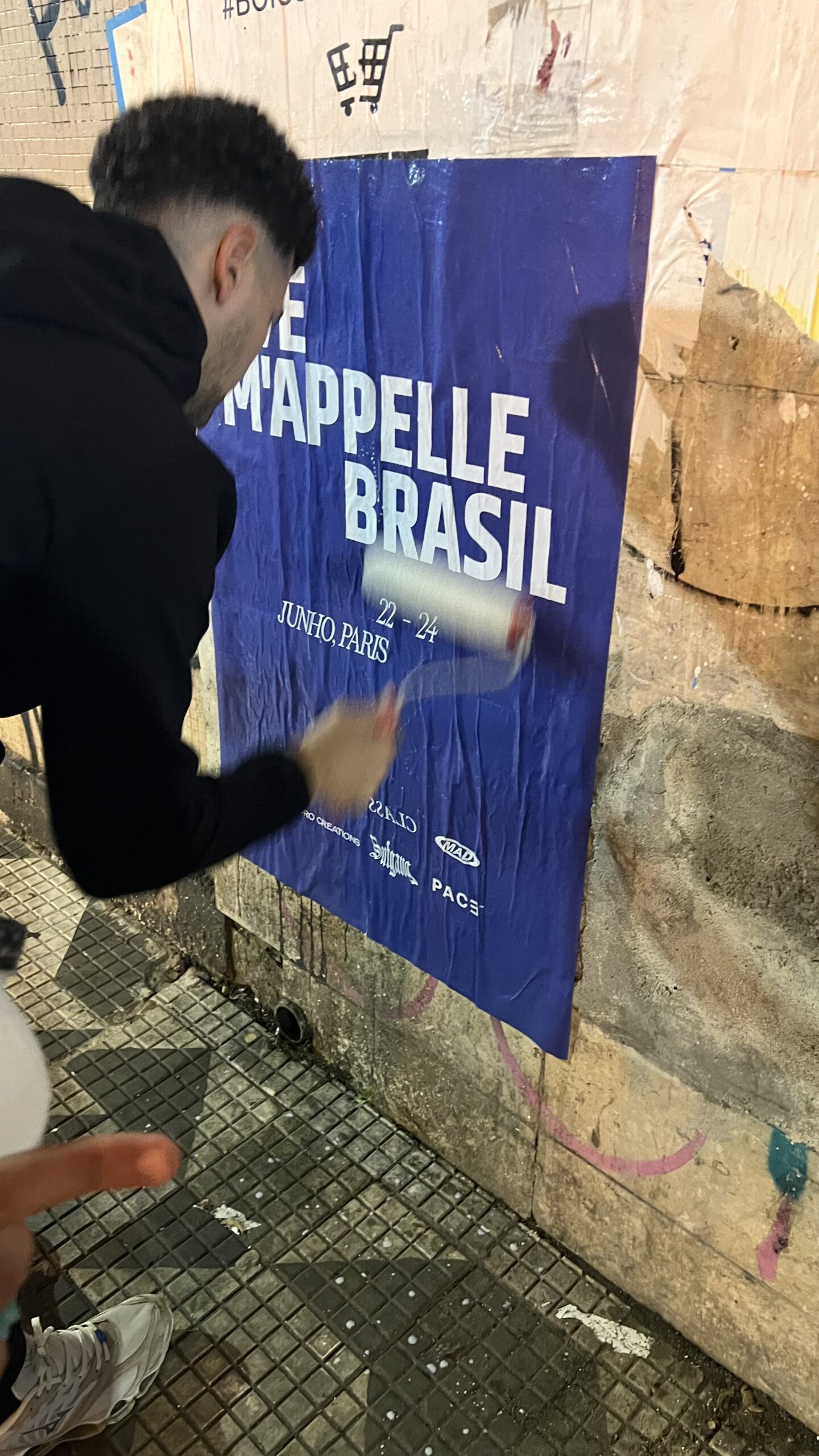 projeto coletivo leva marcas da nova cena de moda urbana brasileira à Paris
Seis marcas da nova safra nacional apresentarão suas coleções durante a Paris Fashion Week masculina verão 24