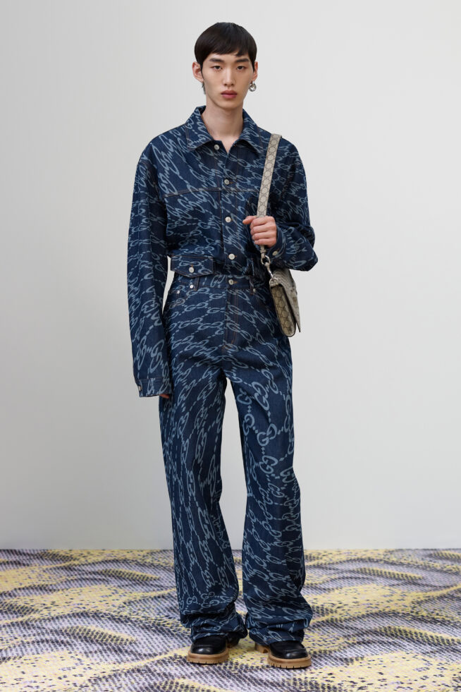 LOOK 19