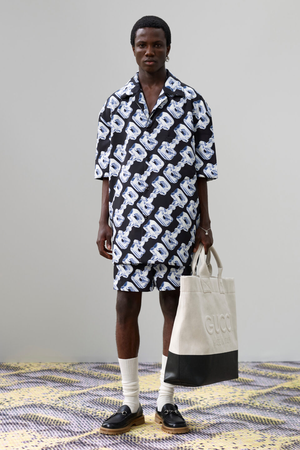 LOOK 2