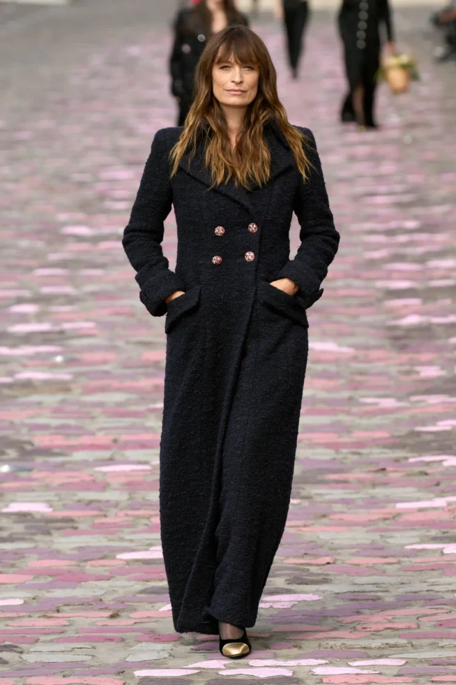 00001-chanel-fall-2023-couture-credit-gorunway