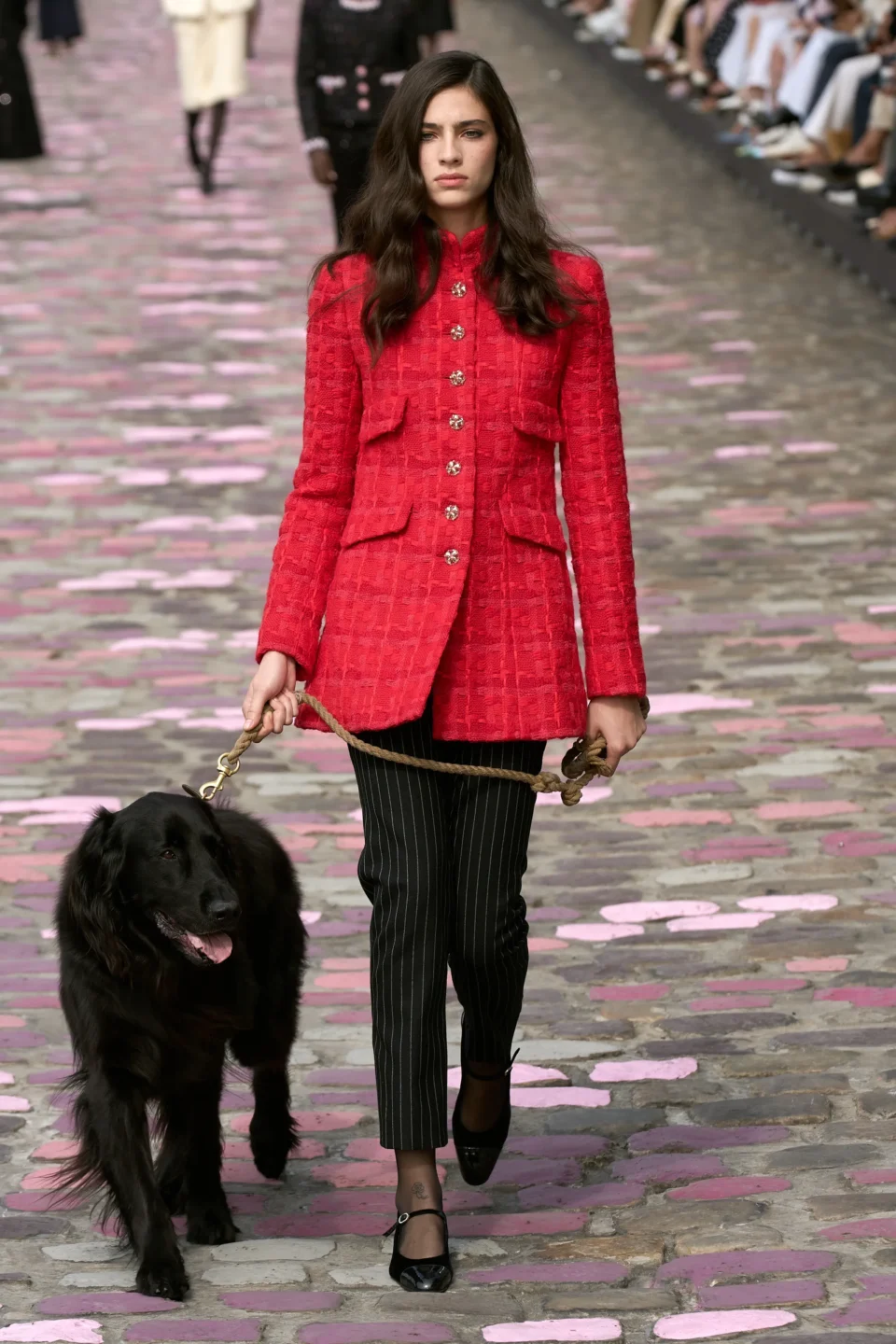00004-chanel-fall-2023-couture-credit-gorunway