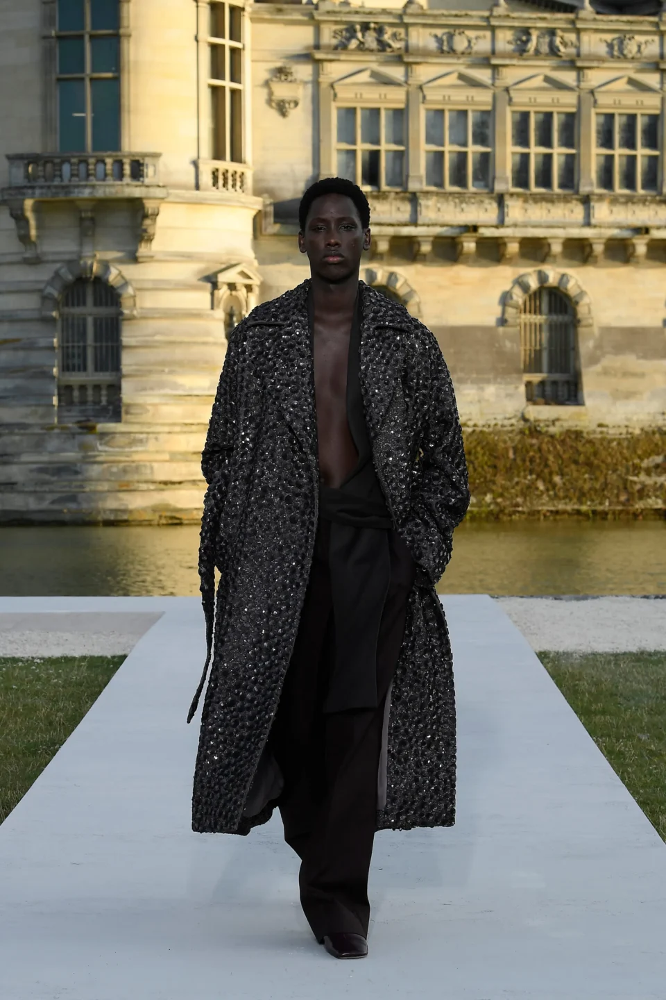 00013-valentino-fall-2023-couture-credit-brand