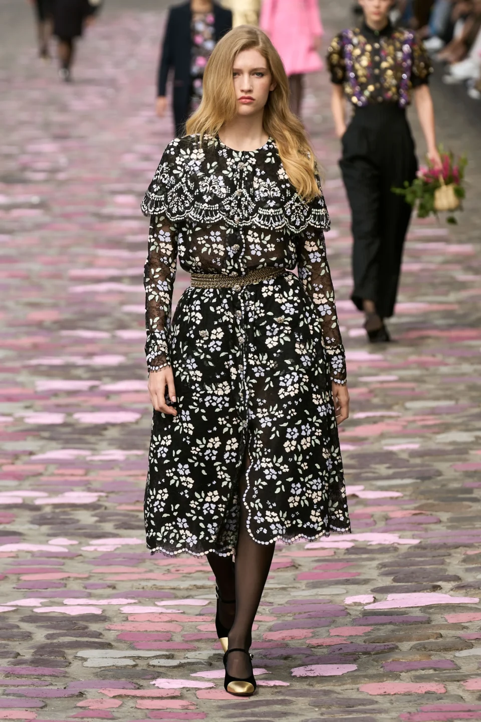 00015-chanel-fall-2023-couture-credit-gorunway