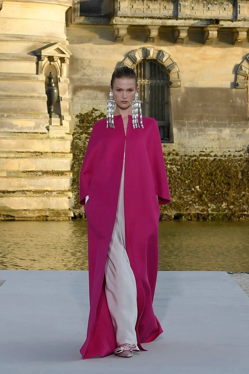 00023-valentino-fall-2023-couture-credit-brand