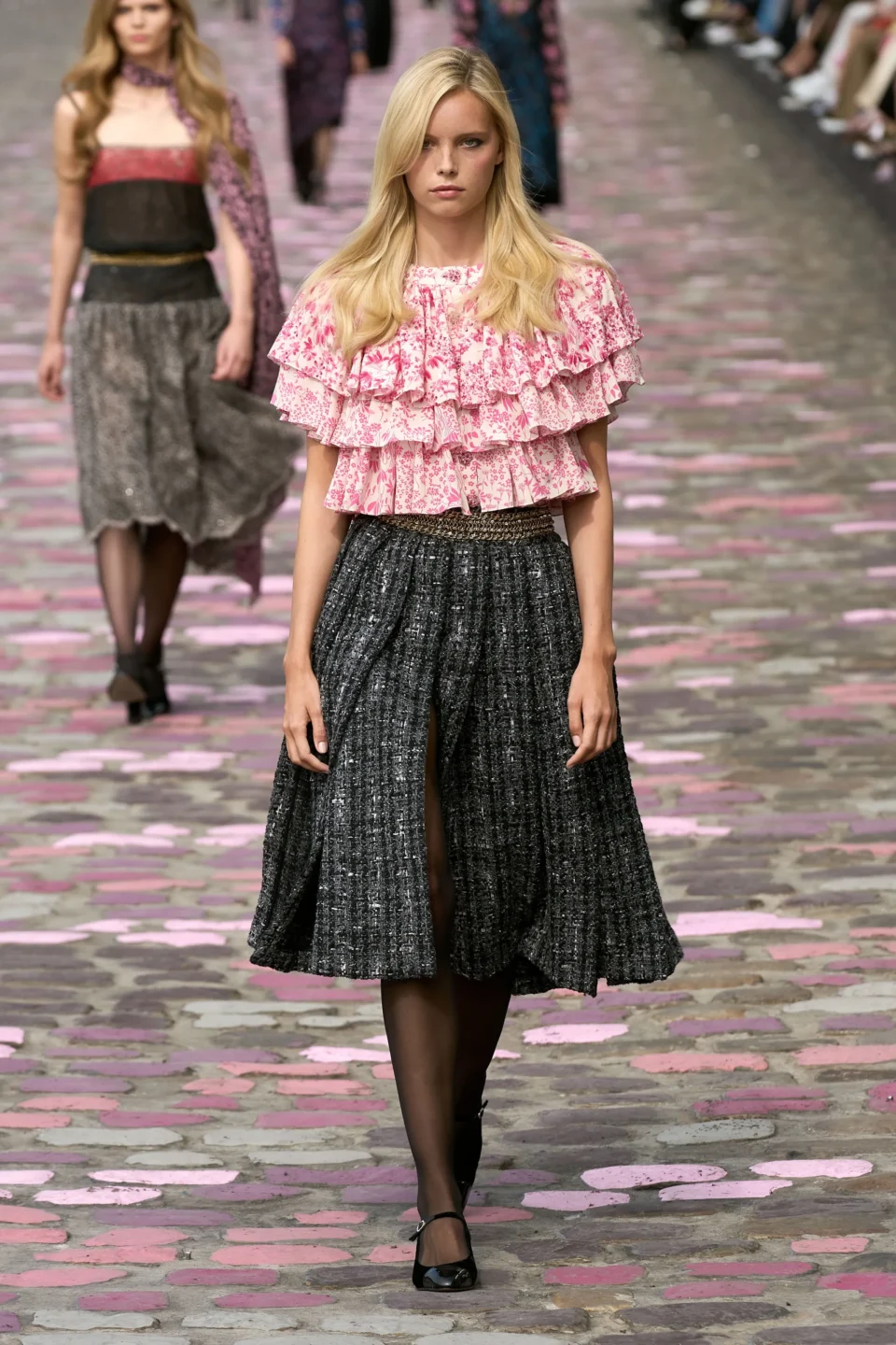 00026-chanel-fall-2023-couture-credit-gorunway