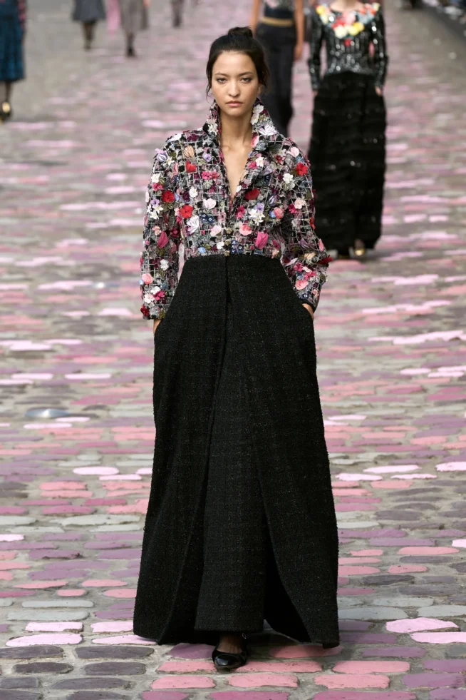 00031-chanel-fall-2023-couture-credit-gorunway