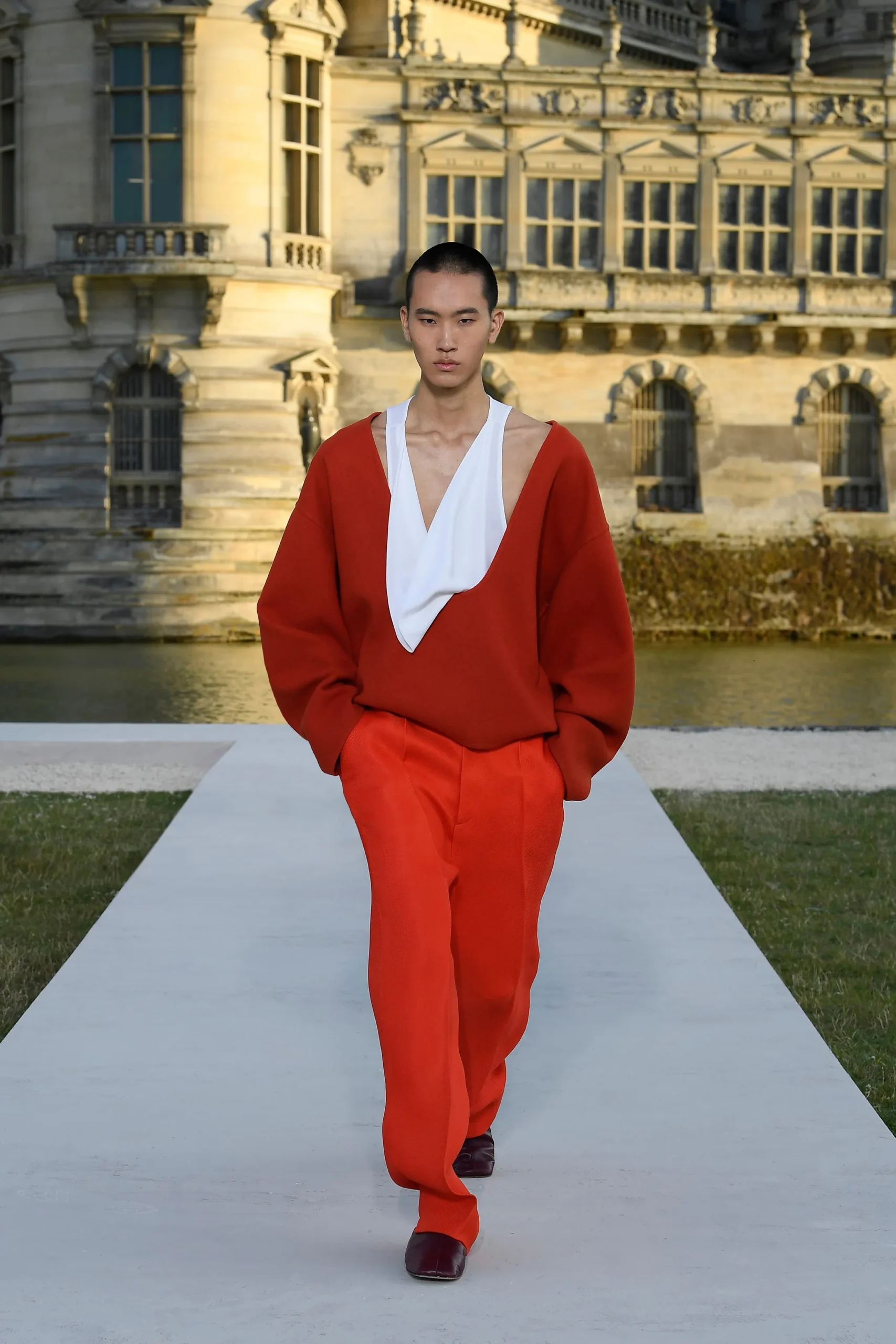 00039-valentino-fall-2023-couture-credit-brand