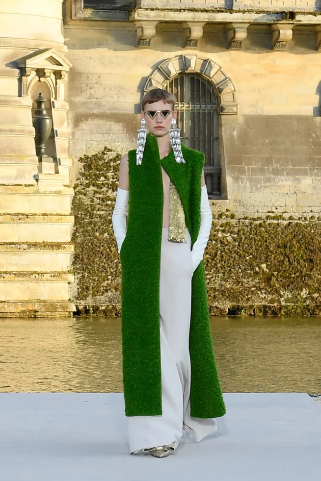 00042-valentino-fall-2023-couture-credit-brand