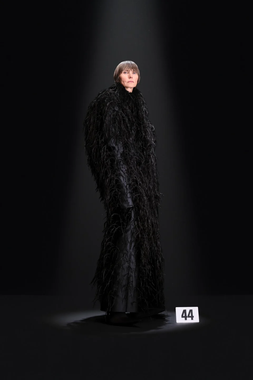 00044-balenciaga-fall-2023-couture-credit-gorunway