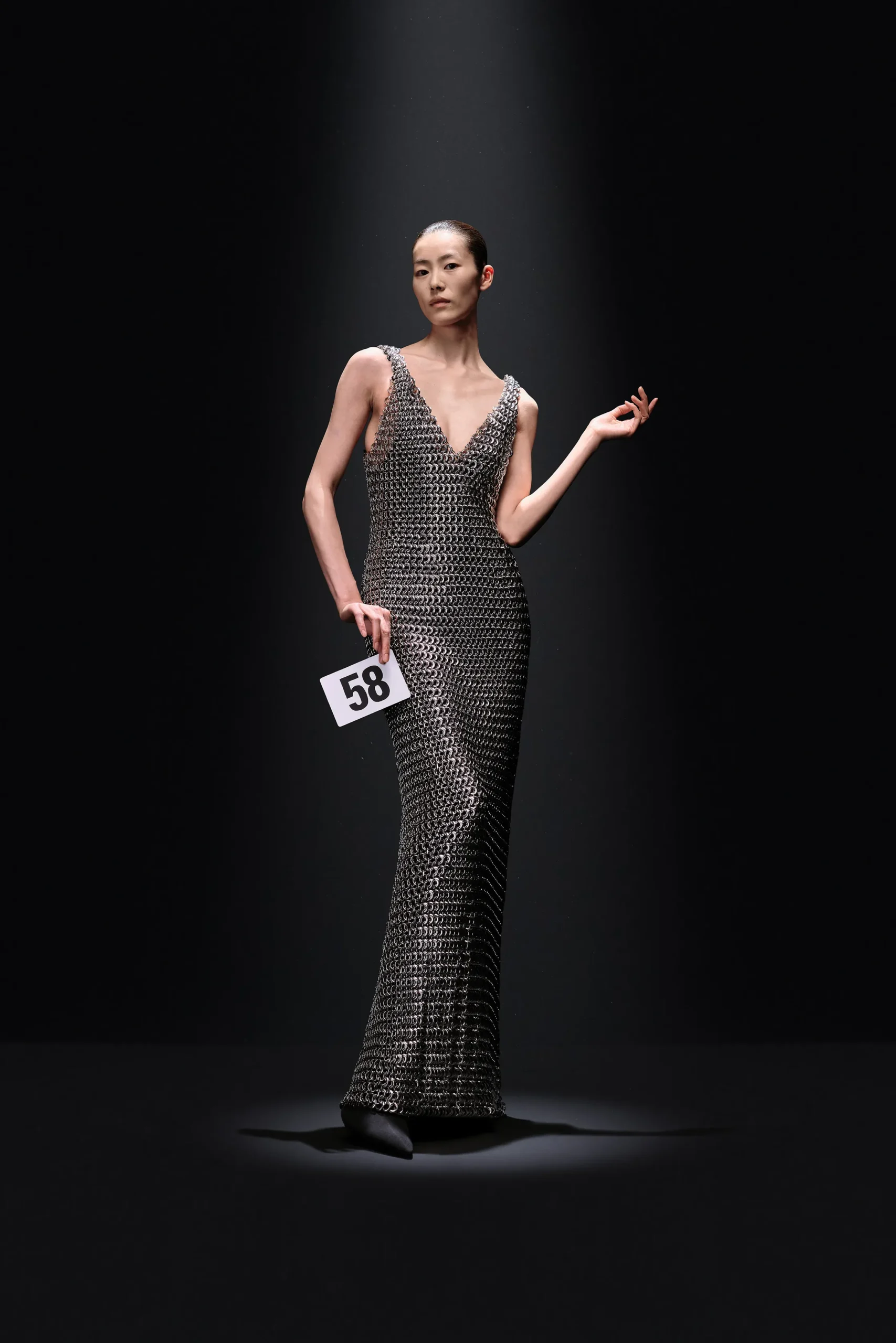 00058-balenciaga-fall-2023-couture-credit-gorunway