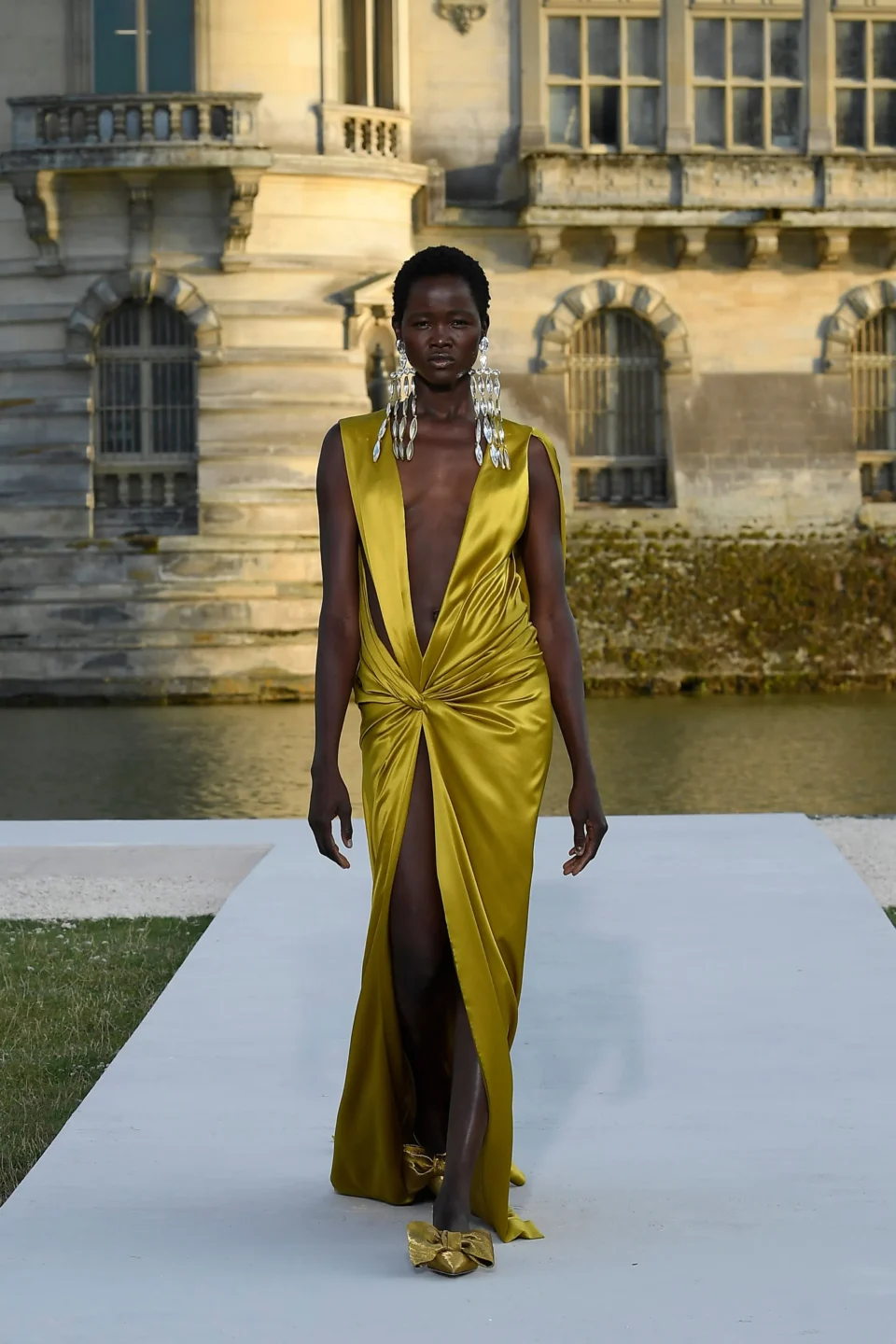 00065-valentino-fall-2023-couture-credit-brand
