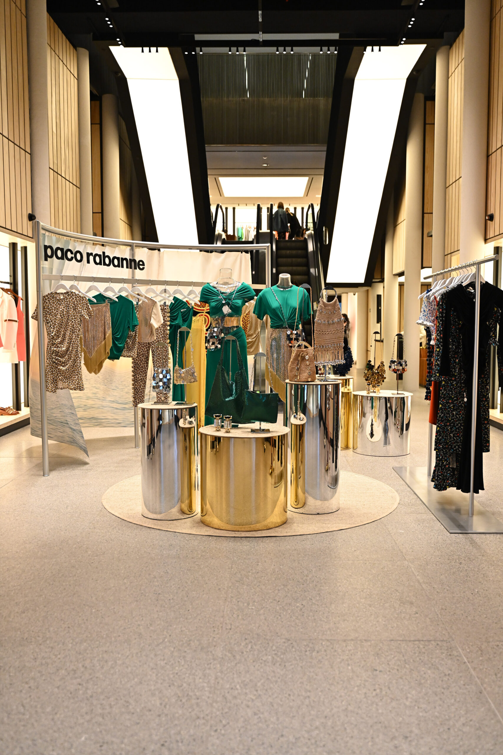 Rabanne ganha sua primeira Pop Up na loja NK do Iguatemi, em São Paulo