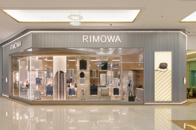 RIMOWA reabre espaço no Shopping Iguatemi, em São Paulo
A celebração do 125º aniversário da marca de malas premium e reabertura de nova loja simbolizam marco na presença no Brasil