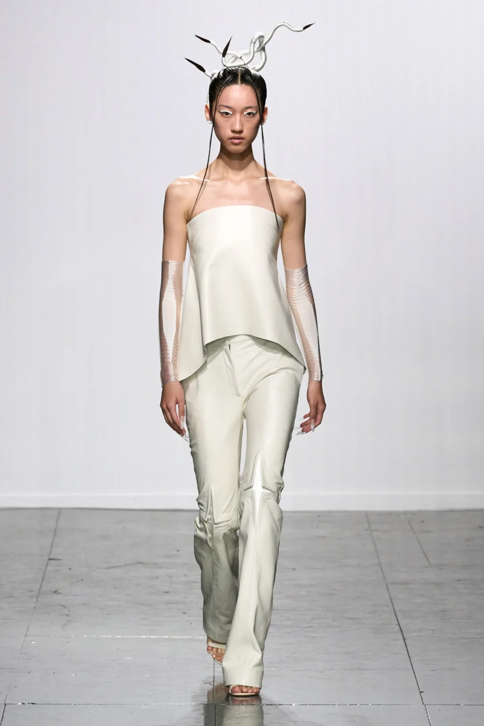 00001-chet-lo-spring-2024-ready-to-wear-credit-gorunway