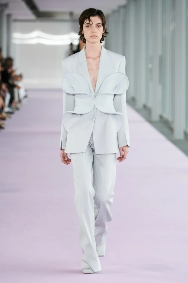 00001-del-core-spring-2024-ready-to-wear-credit-gorunway