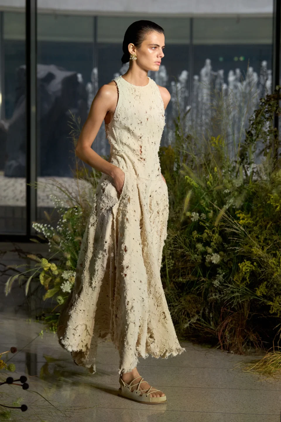 00001-jason-wu-collection-spring-2024-ready-to-wear-credit-gorunway