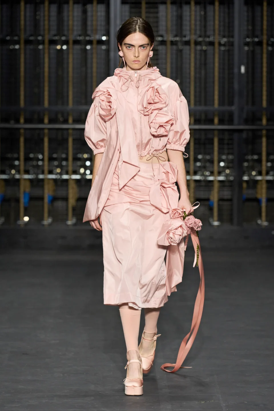 00001-simone-rocha-spring-2024-ready-to-wear-credit-gorunway