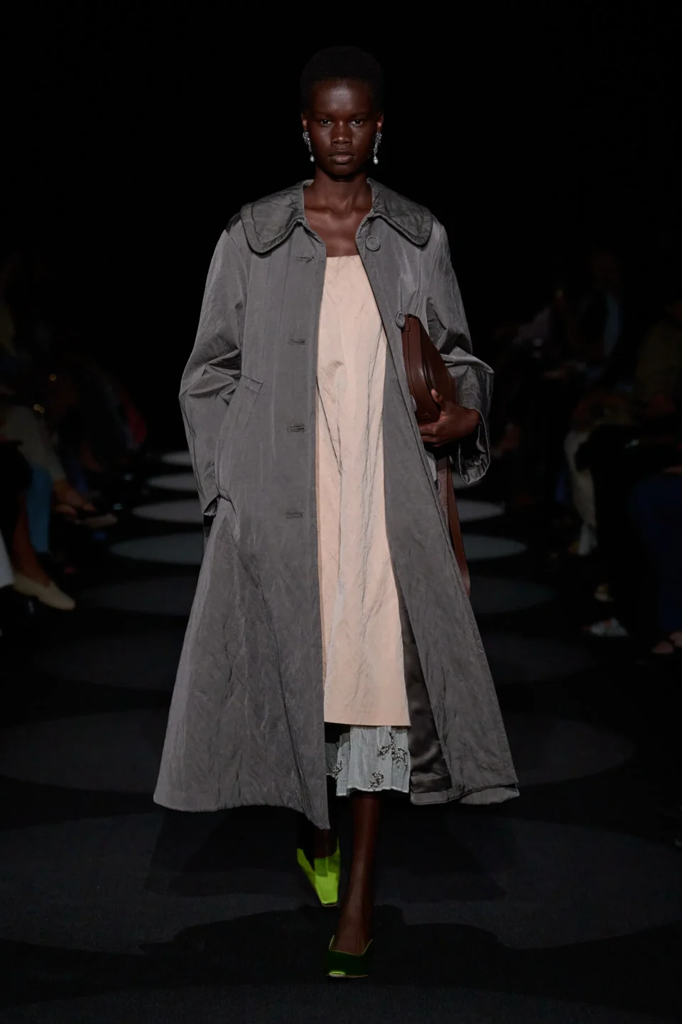 00002-altuzarra-spring-2024-ready-to-wear-credit-gorunway