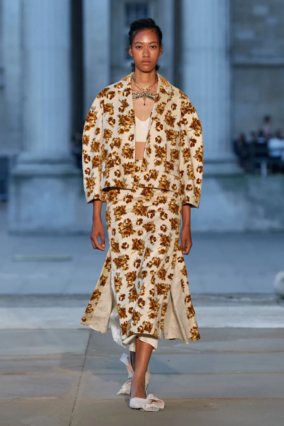 00002-erdem-spring-2024-ready-to-wear-credit-gorunway