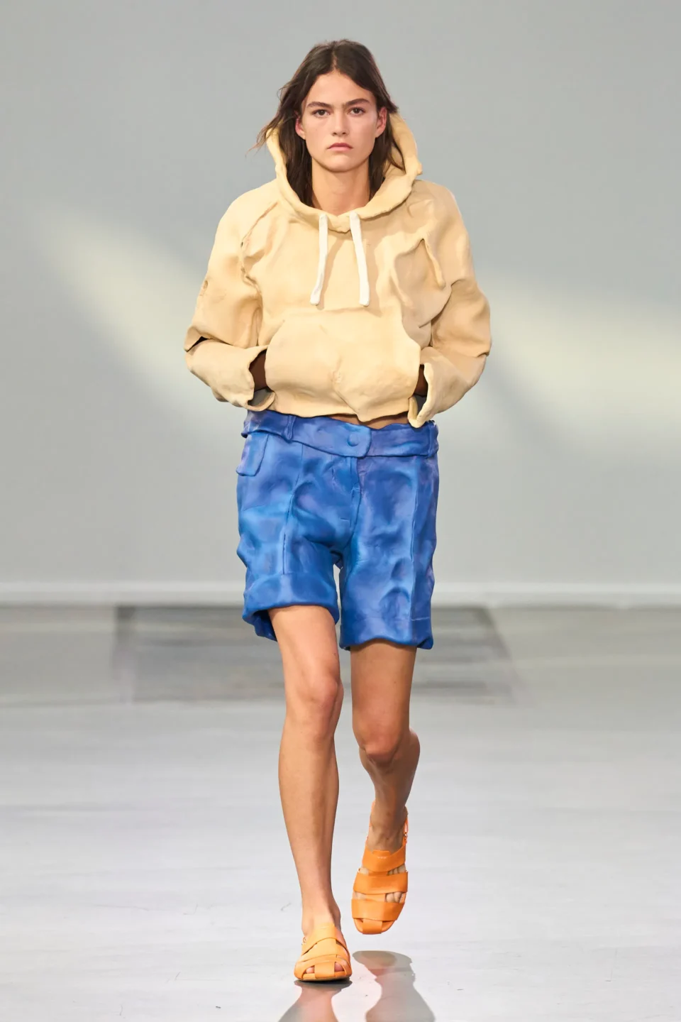00003-jw-anderson-spring-2024-ready-to-wear-credit-gorunway