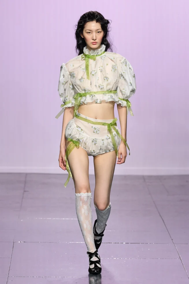 YUHAN WANG - FFW