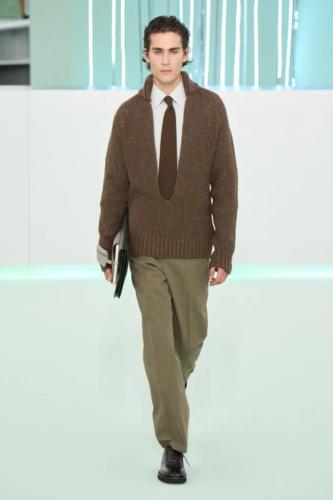 00004-boss-fall-2023-ready-to-wear-credit-gorunway
