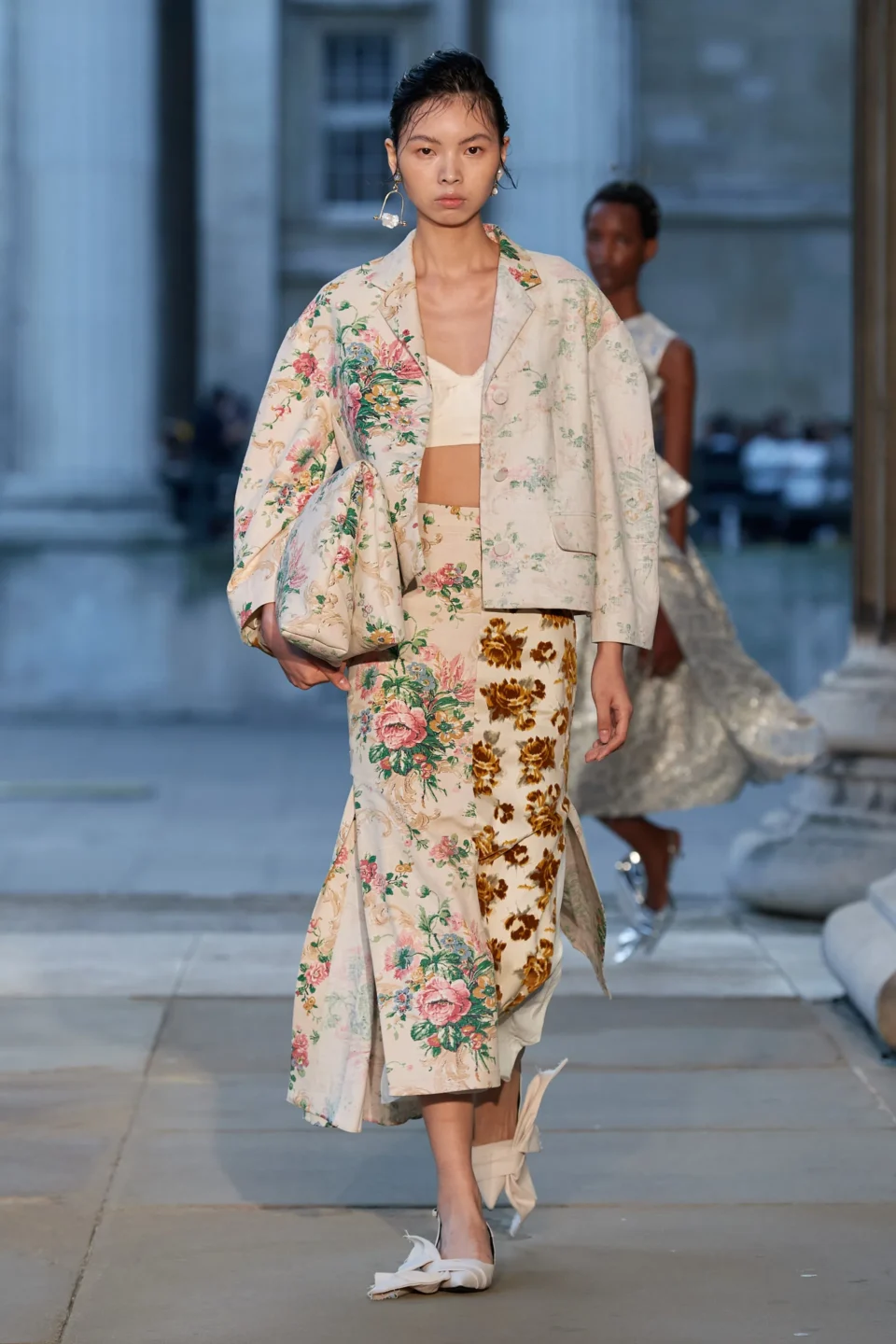 00004-erdem-spring-2024-ready-to-wear-credit-gorunway