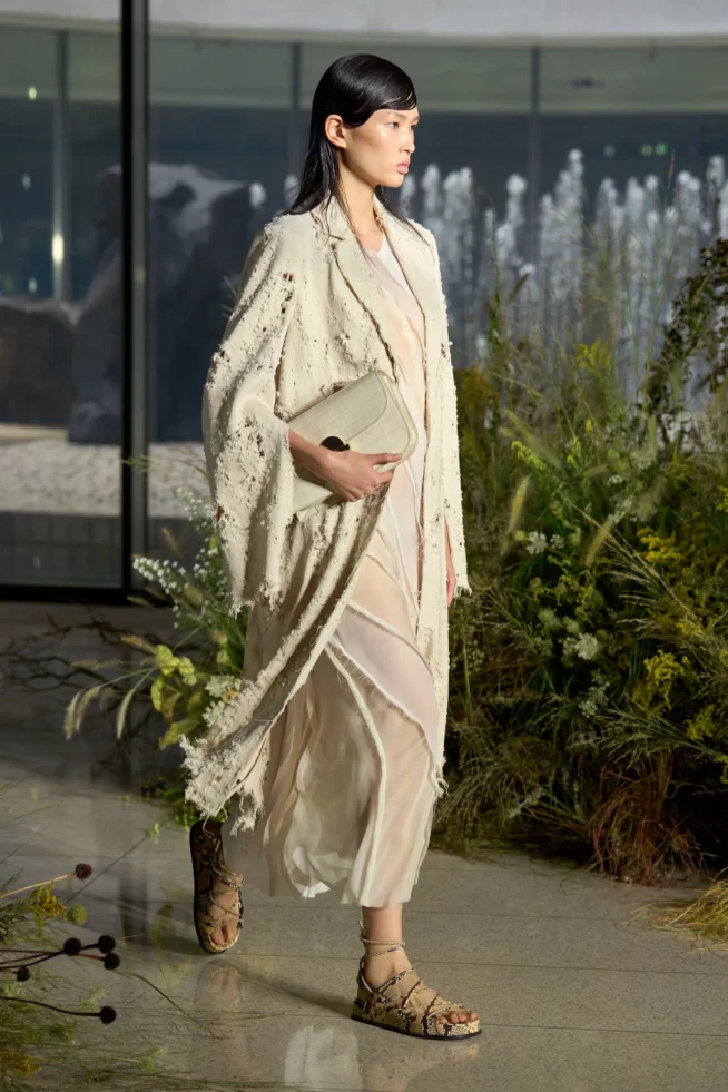 00004-jason-wu-collection-spring-2024-ready-to-wear-credit-gorunway