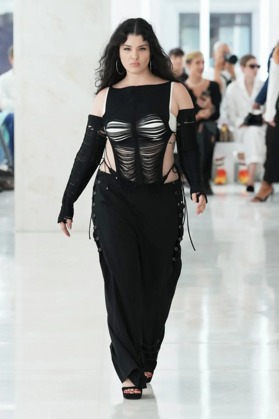 00004-karoline-vitto-spring-2024-ready-to-wear-credit-gorunway