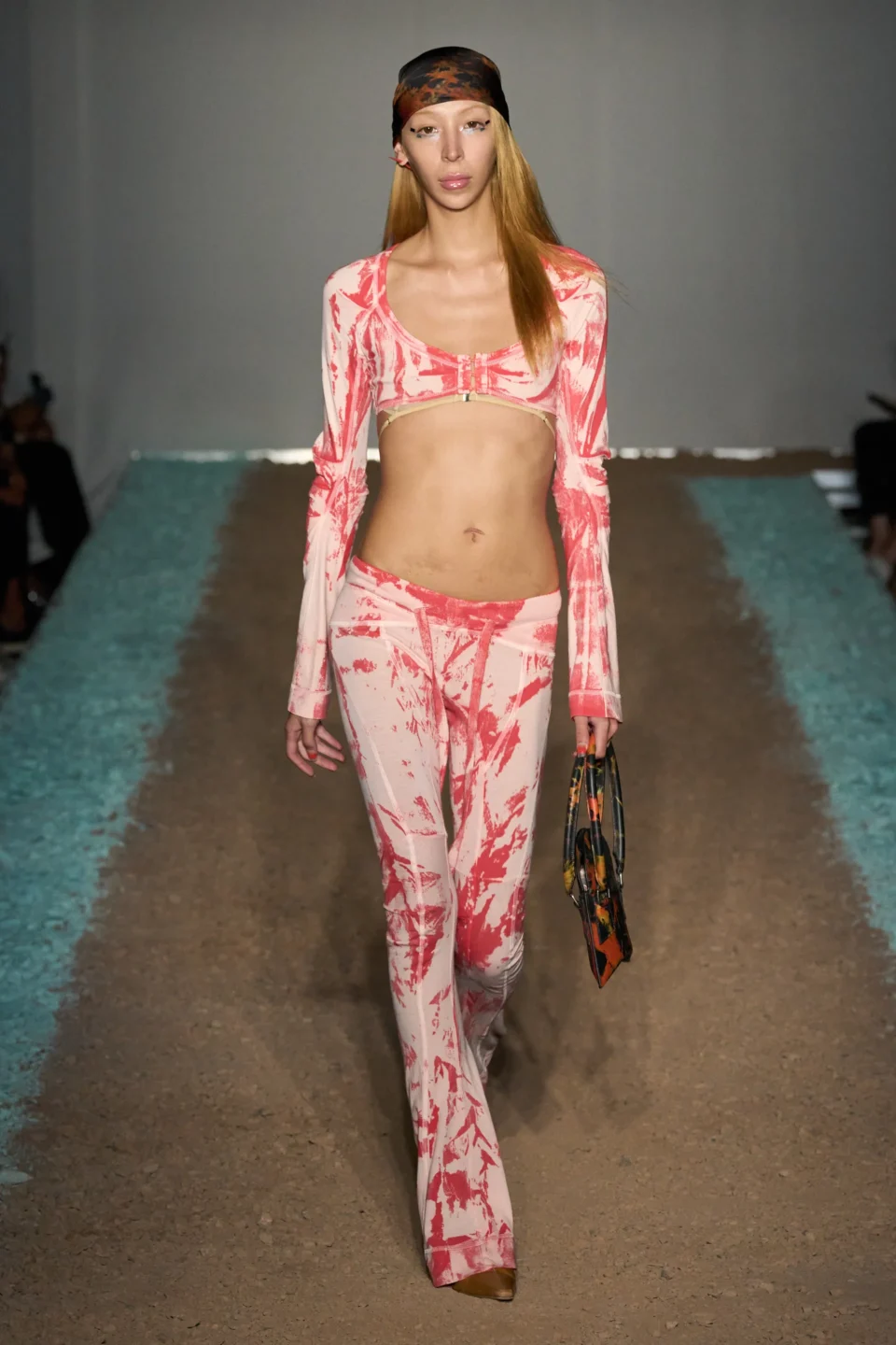 00004-knwls-spring-2024-ready-to-wear-credit-gorunway