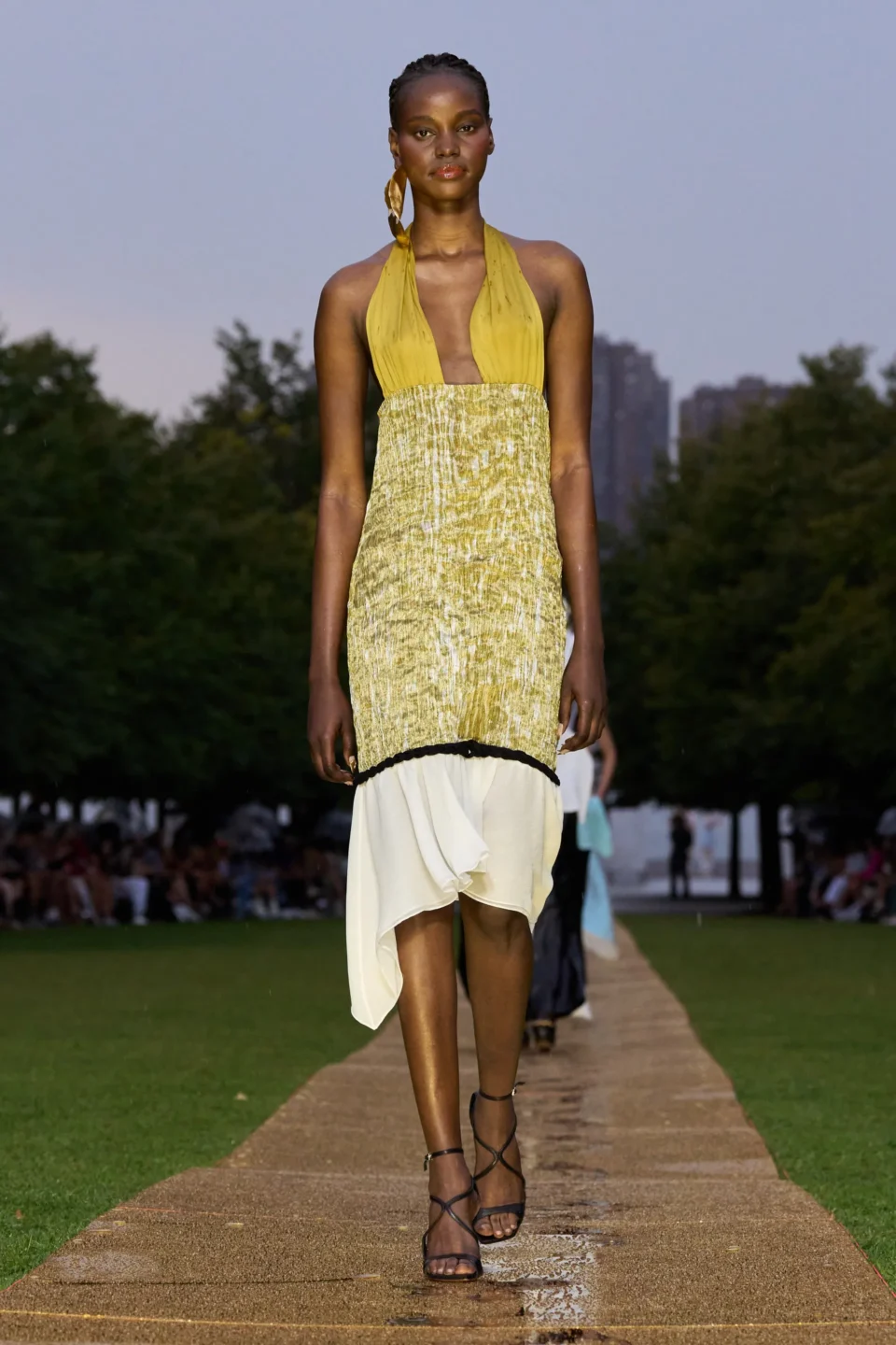 00004-prabal-gurung-spring-2024-ready-to-wear-credit-gorunway